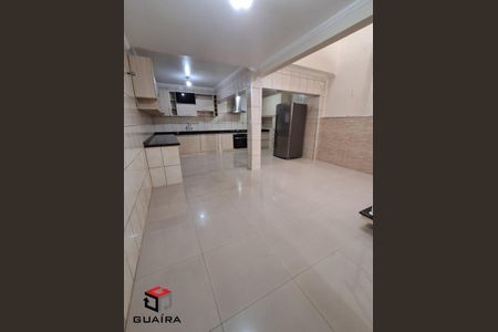 10_photo/94ce69f0d1.61df383ebc62b81a-ATLAS-4efc1784-5f30-49ea-959c-e092cc2a976b.jpg de casa para alugar com 3 quartos, 133m² em Vila Tibiriçá, Santo André