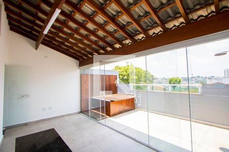 39_photo/94ce69f113.07f29284d16cc936-ATLAS-3ff7fbb5-d295-4bd4-88fa-106bc168caea.jpg de casa à venda com 2 quartos, 116m² em Jardim Ipanema, Santo André