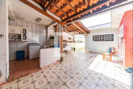 4_photo/94ce69f21b.8d9d2e8c4e07ca84-ATLAS-09c14ef5-3b79-4d40-bac1-825205fc5e55.jpg de casa à venda com 3 quartos, 220m² em Jardim Ipanema, Santo André