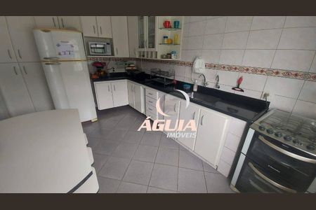 1_photo/94ce69f68b.4f48e483d4bcdc3b-ATLAS-072dee87-f87c-4820-824a-ababdb4e1f6e.jpg de casa à venda com 3 quartos, 263m² em Vila Tibiriçá, Santo André