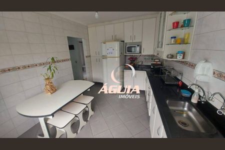 4_photo/94ce69f68b.4f48e483d4bcdc3b-ATLAS-53391c17-516c-4ee8-9b3c-4a7d2ff282d1.jpg de casa à venda com 3 quartos, 263m² em Vila Tibiriçá, Santo André