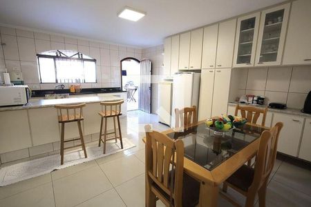 7_photo/94ce69f69b.203ffe32249db6fb-ATLAS-ff2970ff-c233-4ffe-ba52-9d032b26ab3a.jpg de casa à venda com 2 quartos, 160m² em Jardim Ipanema, Santo André