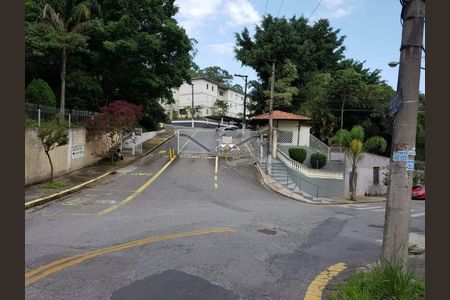 2_photo/94ce69f6c9.2f15d505e37c7ac5-ATLAS-128fc68f-f9d2-49f1-b8bc-e2bfeb8214d9.jpg de apartamento para alugar com 2 quartos, 60m² em Jardim Ipanema, Santo André