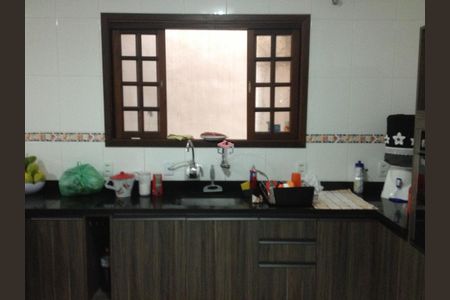 5_photo/94ce69f915.c3b9fb60c1df5c5a-ATLAS-e890fa97-2a7c-4814-8859-e8042e60cf96.jpg de casa à venda com 2 quartos, 240m² em Vila Junqueira, Santo André