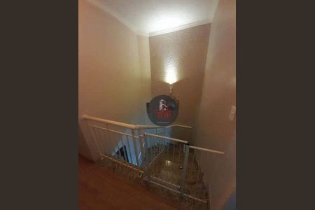 4_photo/94ce69f95b.5a85c5bdfef41cf9-ATLAS-7dff4bb7-4946-443f-851a-6a2b9c59df91.jpg de casa à venda com 3 quartos, 156m² em Vila Junqueira, Santo André