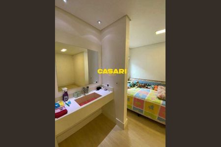40_photo/94ce69f9a5.db01357aa49deb94-ATLAS-378184fa-8dcf-4b99-ad94-7792eb62e26c.jpg de casa para alugar com 4 quartos, 357m² em Vila Vitória, Santo André