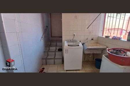 10_photo/94ce69fd67.390e2585670505c4-ATLAS-bd175c1f-b82f-4423-ad5e-ff3b6d8316df.jpg de casa para alugar com 5 quartos, 198m² em Jardim do Estádio, Santo André