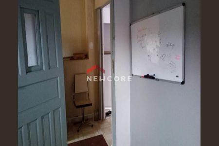 13_photo/94ce69feb1.23351eba74f1df34-ATLAS-bbd55aef-709c-40ad-adb7-6bc06970a92e.jpg de casa à venda com 2 quartos, 130m² em Jardim do Estádio, Santo André