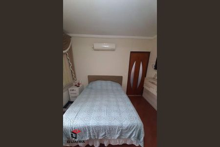 6_photo/94ce69fef7.1c5055e6fed10d50-ATLAS-873059a2-e885-4006-b48c-e593fd969d3e.jpg de casa à venda com 3 quartos, 205m² em Jardim do Estádio, Santo André