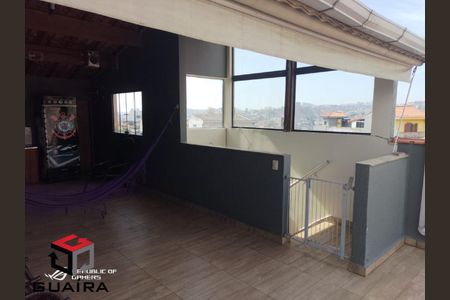 3_photo/94ce69fef7.1c5055e6fed10d50-ATLAS-e10e8c12-038d-4ea9-9df6-e26438e70d74.jpg de casa à venda com 3 quartos, 205m² em Jardim do Estádio, Santo André