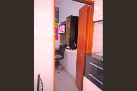 2_photo/94ce69ff93.b8a9f91cb517b5ed-ATLAS-c2f52517-3df8-457d-b31a-3a70a5f4da2d.jpg de casa à venda com 2 quartos, 69m² em Jardim do Estádio, Santo André