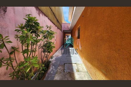 3_photo/94ce6a000f.bdf1def5ceb5107f-ATLAS-27ef5a48-b57a-48e7-b620-c2bbadbacbc0.jpg de casa à venda com 6 quartos, 265m² em Jardim do Estádio, Santo André