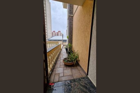 2_photo/94ce6a0271.2a17df7df6ae08cb-ATLAS-48e58458-1abf-4220-ac41-2d6f9cb9e5e9.jpg de casa à venda com 3 quartos, 253m² em Vila Mazzei, Santo André