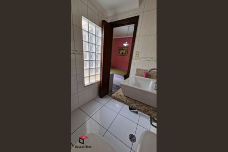 6_photo/94ce6a0271.2a17df7df6ae08cb-ATLAS-88f6bb63-0a2f-4fb7-b700-d1cbce14a6dd.jpg de casa à venda com 3 quartos, 253m² em Vila Mazzei, Santo André