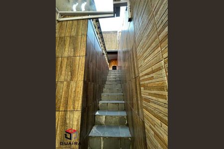 4_photo/94ce6a02ed.ee31d1fd9df23408-ATLAS-2db67e54-cc61-4967-9b01-23f71c5c1ff7.jpg de casa à venda com 3 quartos, 198m² em Vila Mazzei, Santo André