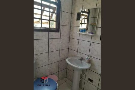 7_photo/94ce6a031d.ead0744c2329e0c8-ATLAS-c74351f4-e08b-45a9-b4b3-a0cfaa17698a.jpg de casa à venda com 3 quartos, 108m² em Vila Mazzei, Santo André