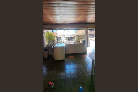 5_photo/94ce6a03c9.de7f1e39899531ac-ATLAS-548a2c77-5cfc-4514-b03e-8a567e7eadec.jpg de casa para alugar com 5 quartos, 263m² em Vila Luzita, Santo André