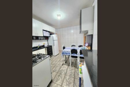 11_photo/94ce6a050b.2a17df7df6ae08cb-ATLAS-b8edf4bf-0d44-4a25-b0f9-ff1c5b13c8ee.jpg de casa à venda com 5 quartos, 213m² em Vila Luzita, Santo André