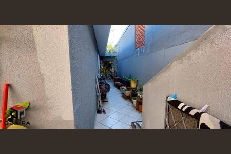 8_photo/94ce6a0647.9612c2c0390caf5f-ATLAS-54f8a2a5-48d7-4cad-ac58-d0e650b7f9f4.jpg de casa à venda com 3 quartos, 250m² em Jardim Guarará, Santo André