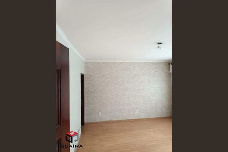 3_photo/94ce6a06a5.96d2d0fbc1a62f57-ATLAS-d0effeec-ae0e-4689-a48d-e49fabe7c45c.jpg de casa para alugar com 6 quartos, 104m² em Jardim Guarará, Santo André