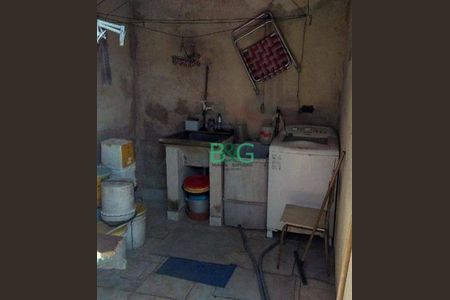 11_photo/94ce6a0bff.46ae6cbe0761d4fa-ATLAS-c0ed091d-5e56-4a70-877d-06ccc44c7c33.jpg de casa à venda com 2 quartos, 196m² em Jardim Irene, Santo André