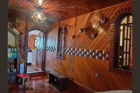 5_photo/94ce6a0e47.732b7fd8aaa5f07d-ATLAS-d40d2e85-c08f-44c6-a742-82fc84ad8f7c.jpg de casa à venda com 3 quartos, 255m² em Jardim Irene, Santo André