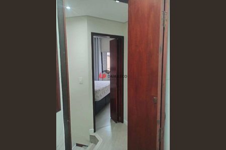 2_photo/94ce6a122f.3faa1895dd9a36aa-ATLAS-0d1a651e-3a23-498d-b2cf-0e666c443304.jpg de casa à venda com 2 quartos, 47m² em Vila João Ramalho, Santo André