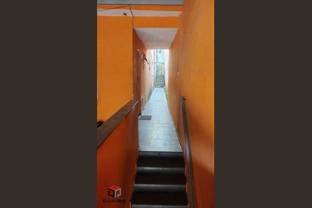 11_photo/94ce6a1553.8d9d2e8c4e07ca84-ATLAS-4b3ce975-2013-4637-b3cd-16cdb10b7a78.jpg de casa à venda com 3 quartos, 181m² em Jardim Santo André, Santo André