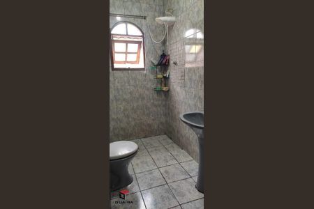 5_photo/94ce6a1553.8d9d2e8c4e07ca84-ATLAS-6d808e76-1dcc-41d8-8328-147fe0b50faf.jpg de casa à venda com 3 quartos, 181m² em Jardim Santo André, Santo André