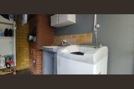 8_photo/94ce6a1553.8d9d2e8c4e07ca84-ATLAS-6fa23f75-def0-4bf5-b794-6f5947811f32.jpg de casa à venda com 3 quartos, 181m² em Jardim Santo André, Santo André