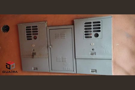 6_photo/94ce6a1553.8d9d2e8c4e07ca84-ATLAS-d3391ad5-6ef0-4075-b3a3-0ba636ada7e9.jpg de casa à venda com 3 quartos, 181m² em Jardim Santo André, Santo André