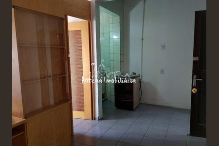 9_photo/94ce6a174d.527d2e055a247cfd-ATLAS-63b3c00b-9a25-4639-8736-e719e71ba58a.jpg de casa à venda com 1 quarto, 36m² em Jardim Santo André, Santo André