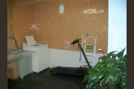 10_photo/94ce6a1767.bd2dffe6b68feeb7-ATLAS-807e8073-821f-4d8a-9aa7-1acb95b9925f.jpg de casa à venda com 2 quartos, 150m² em Jardim Santo André, Santo André