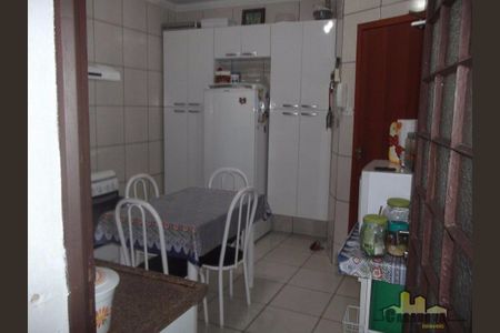 2_photo/94ce6a17ab.ceff8192393c33de-ATLAS-9eef1e22-7e58-4fc9-970b-788f513b8e3f.jpg de casa à venda com 5 quartos, 53m² em Jardim Santo André CDHU, Santo André