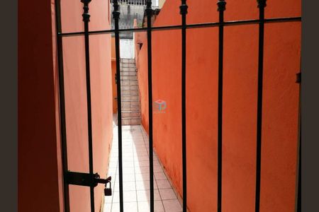 8_photo/94ce6a19e3.c3f00cfadba54684-ATLAS-77eb9b1a-a2a6-4ade-93fe-810b7ec9b272.jpg de casa à venda com 3 quartos, 80m² em Jardim Santo André CDHU, Santo André