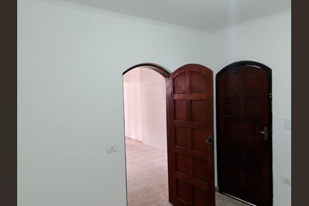 3_photo/94ce6a1a81.97484f792a469e2d-ATLAS-db02298b-93ef-48c1-91ef-59f477820a4c.jpg de casa para alugar com 2 quartos, 100m² em Jardim Santo André, Santo André