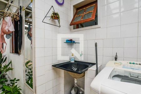 38_photo/94ce6a1ba9.15f4a19d538e62fb-ATLAS-881a31bf-de72-4633-b1de-6fda24938e0c.jpg de casa à venda com 5 quartos, 200m² em Vila Luzita, Santo André