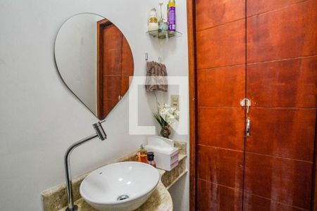 8_photo/94ce6a1ba9.15f4a19d538e62fb-ATLAS-ad748c2f-43fe-4dca-bd32-8e711b1e32e8.jpg de casa à venda com 5 quartos, 200m² em Vila Luzita, Santo André
