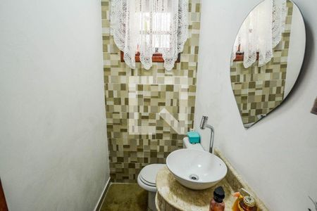 7_photo/94ce6a1ba9.15f4a19d538e62fb-ATLAS-b8e3c0d2-1280-400f-8a62-292e0eb6a764.jpg de casa à venda com 5 quartos, 200m² em Vila Luzita, Santo André