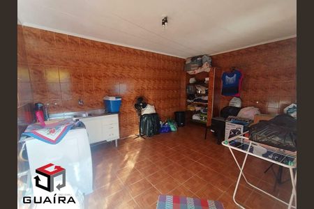 40_photo/94ce6a1bd7.5b63f18bcccc212e-ATLAS-8d359d7f-13d6-4dca-8c84-256c974ad305.jpg de casa à venda com 3 quartos, 290m² em Jardim Santo André, Santo André