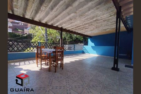 4_photo/94ce6a1bd7.5b63f18bcccc212e-ATLAS-f3c4e577-9ceb-4ba1-934a-b5281e963c51.jpg de casa à venda com 3 quartos, 290m² em Jardim Santo André, Santo André