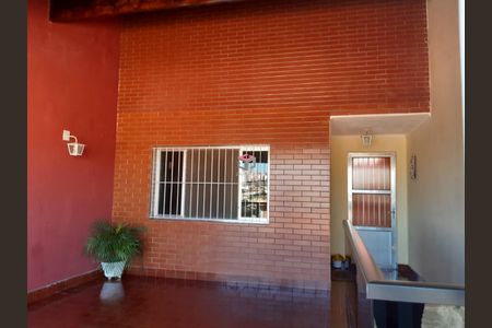 7_photo/94ce6a1c5b.821bca6a381fcd78-ATLAS-d4cd4624-a853-4576-baec-95f249b8aadf.jpg de casa à venda com 2 quartos, 132m² em Vila Guarará, Santo André