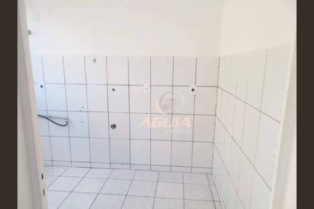 5_photo/94ce6a1c9d.a8d3cf73e3bdad44-ATLAS-81253af6-d6fe-480a-9991-454e5c19b4e2.jpg de apartamento à venda com 2 quartos, 45m² em Vila Guarará, Santo André