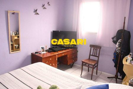 32_photo/94ce6a1db3.3ddf5e48fefe922b-ATLAS-be526d98-839c-4cc8-bc46-5e3a85d83f71.jpg de casa à venda com 5 quartos, 300m² em Vila Guarará, Santo André