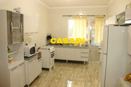 19_photo/94ce6a1db3.3ddf5e48fefe922b-ATLAS-ca53de00-725b-4dc8-a4e3-1e290467b1a5.jpg de casa à venda com 5 quartos, 300m² em Vila Guarará, Santo André