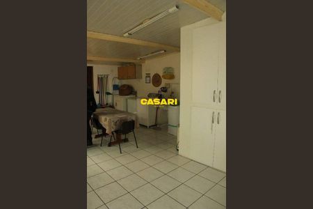 36_photo/94ce6a1db3.3ddf5e48fefe922b-ATLAS-f07feaa0-cf93-4b4e-b280-c903aff227ad.jpg de casa à venda com 5 quartos, 300m² em Vila Guarará, Santo André