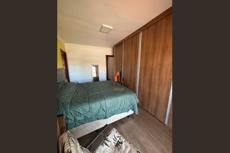 3_photo/94ce6a21bd.db02fbefea71c96e-ATLAS-1dacfbb6-7d39-4f61-af44-3f0e5c5168f3.jpg de casa à venda com 4 quartos, 275m² em Condomínio Maracanã, Santo André