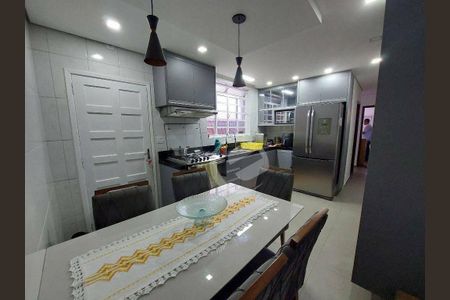 10_photo/94ce6a6ac7.d9f076d2edbf9077-ATLAS-aed0cc73-4fd9-4de5-bd62-8d9beaa5b3b4.jpg de casa à venda com 2 quartos, 116m² em Jardim Santo André, Santo André