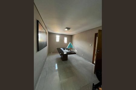 8_photo/94ce6a6b59.3e1b4b7d4b39a1bc-ATLAS-2d0f7d4d-8066-4a5e-907b-2d660da65c4e.jpg de casa à venda com 2 quartos, 250m² em Jardim Vila Rica, Santo André