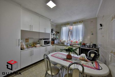 3_photo/94ce6ae23f.e78a3bff2ad56a74-ATLAS-bf7dde60-6084-4d74-b009-d27d2fd92fc7.jpg de casa à venda com 4 quartos, 375m² em Recreio da Borda do Campo, Santo André